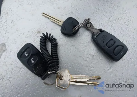 2006 Hyundai Tucson Gls/Limited z USA, uszkodzony, nr VIN KM8JN12D26U324477